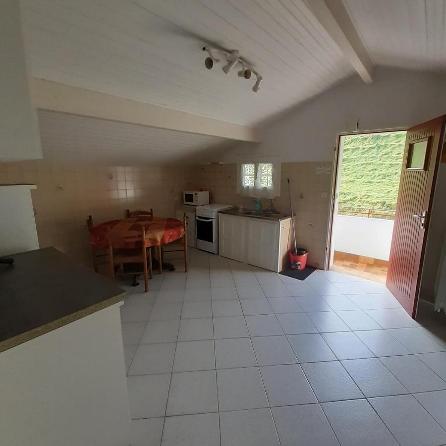 Ur Ondoan - Appartement Saint Pee Sur Nivelle Dış mekan fotoğraf